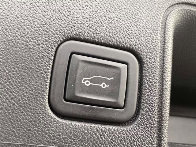 2023 Ebony Twilight Metallic GMC Terrain SLT FWD SUV