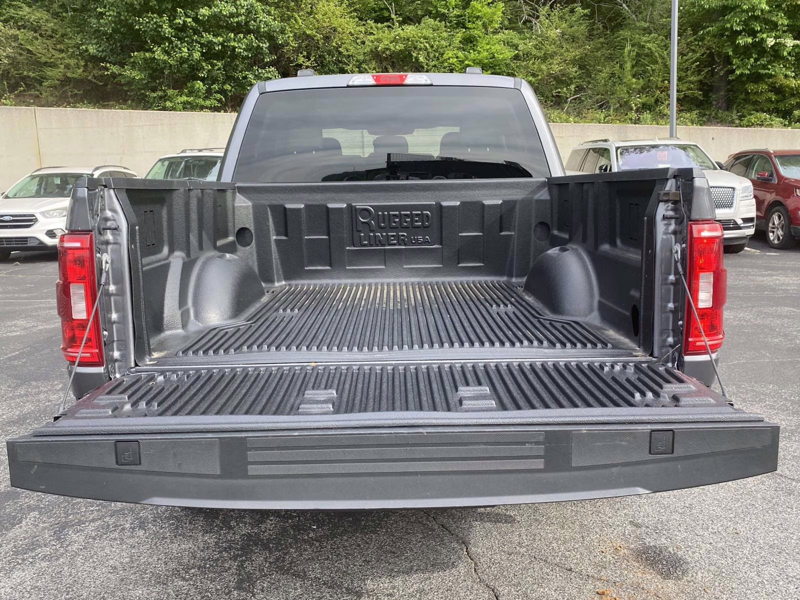 2023 Carbonized Gray Metallic Ford F-150 XLT RWD Truck
