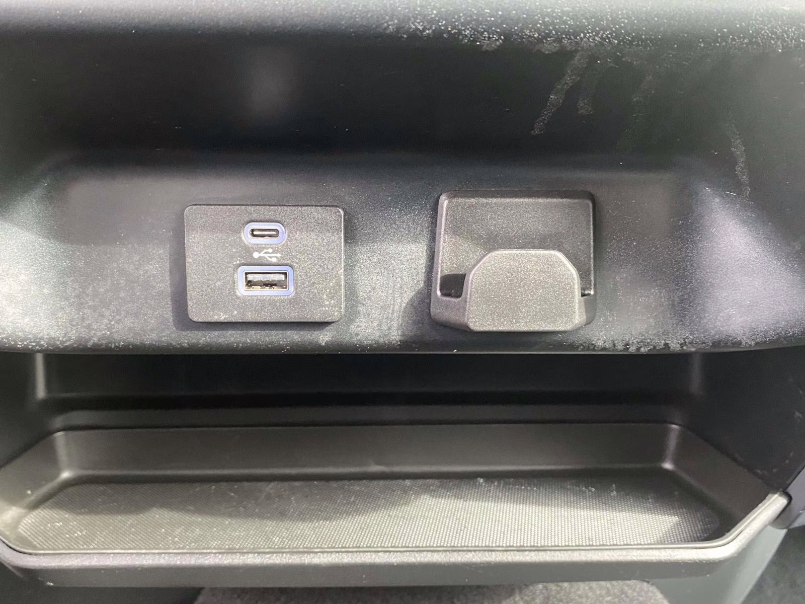 2023 Carbonized Gray Metallic Ford F-150 XLT RWD Truck