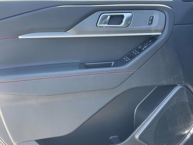 2026 Black Metallic Ford Explorer ST-Line RWD SUV