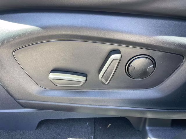 2026 Black Metallic Ford Explorer ST-Line RWD SUV