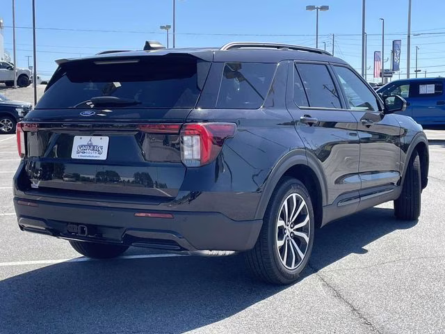 2026 Black Metallic Ford Explorer ST-Line RWD SUV