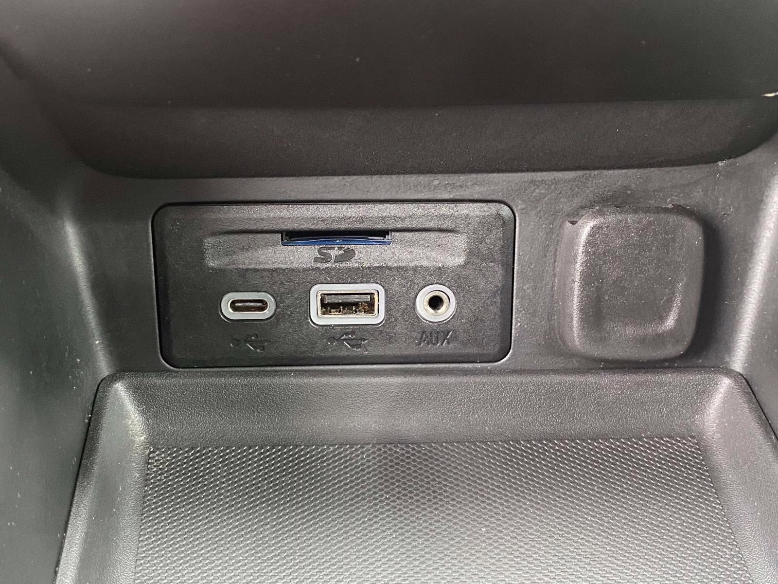 2023 Ebony Twilight Metallic GMC Terrain SLT FWD SUV