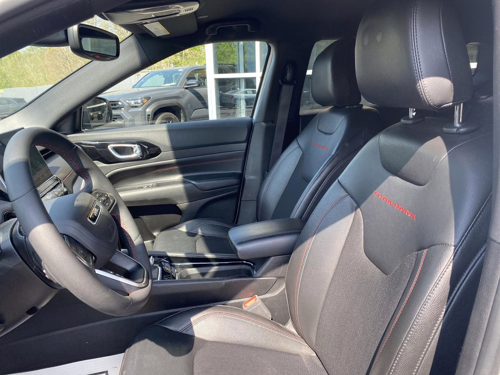 2025 Bright White Clearcoat Jeep Compass Trailhawk 4X4 SUV