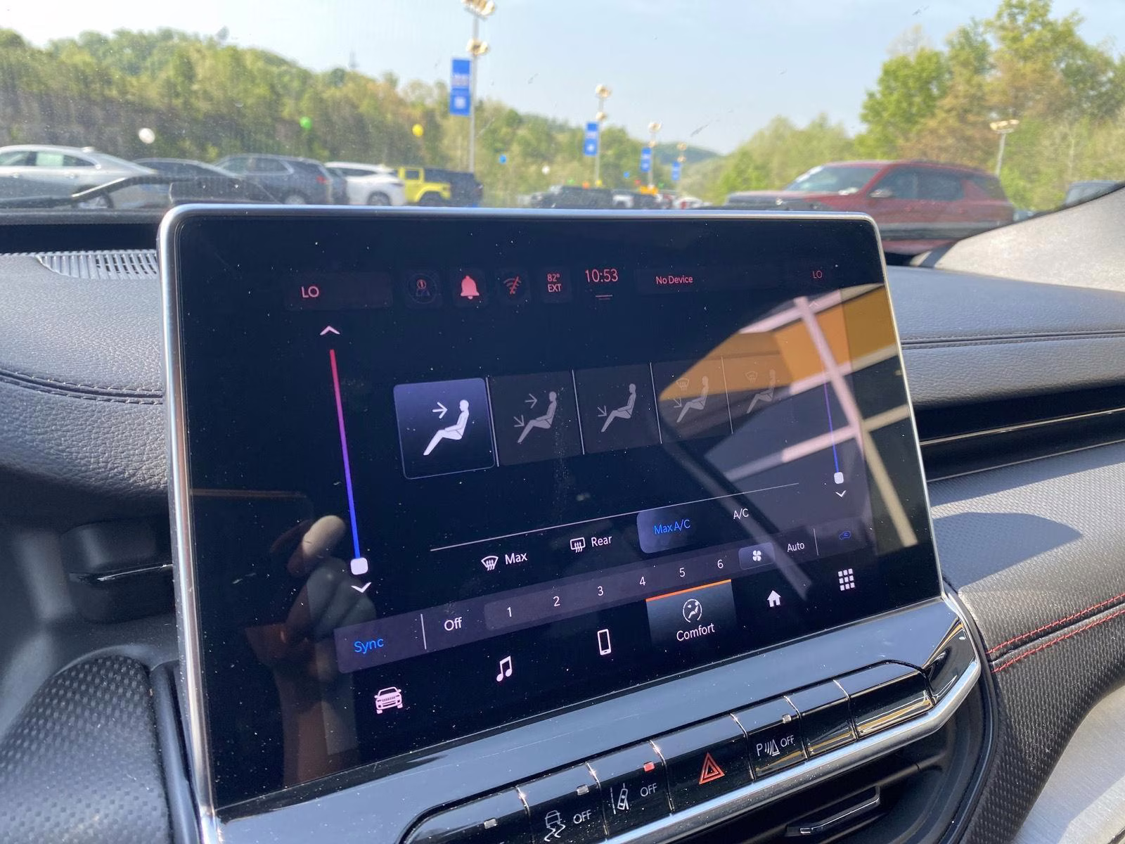 2025 Bright White Clearcoat Jeep Compass Trailhawk 4X4 SUV