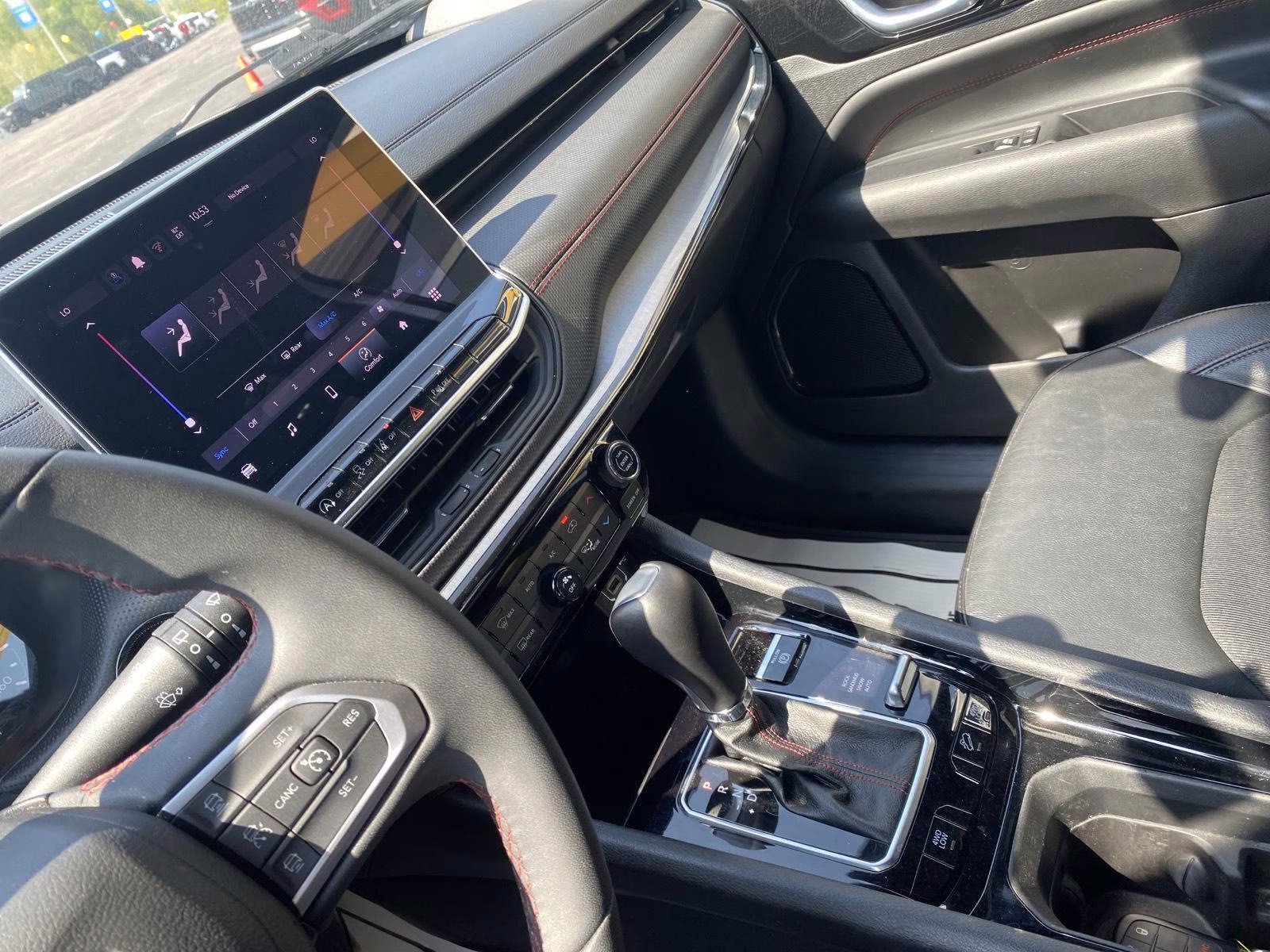 2025 Bright White Clearcoat Jeep Compass Trailhawk 4X4 SUV