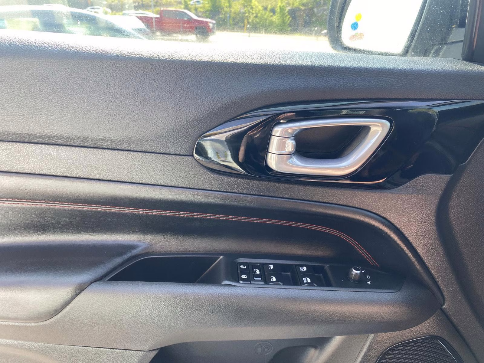 2025 Bright White Clearcoat Jeep Compass Trailhawk 4X4 SUV