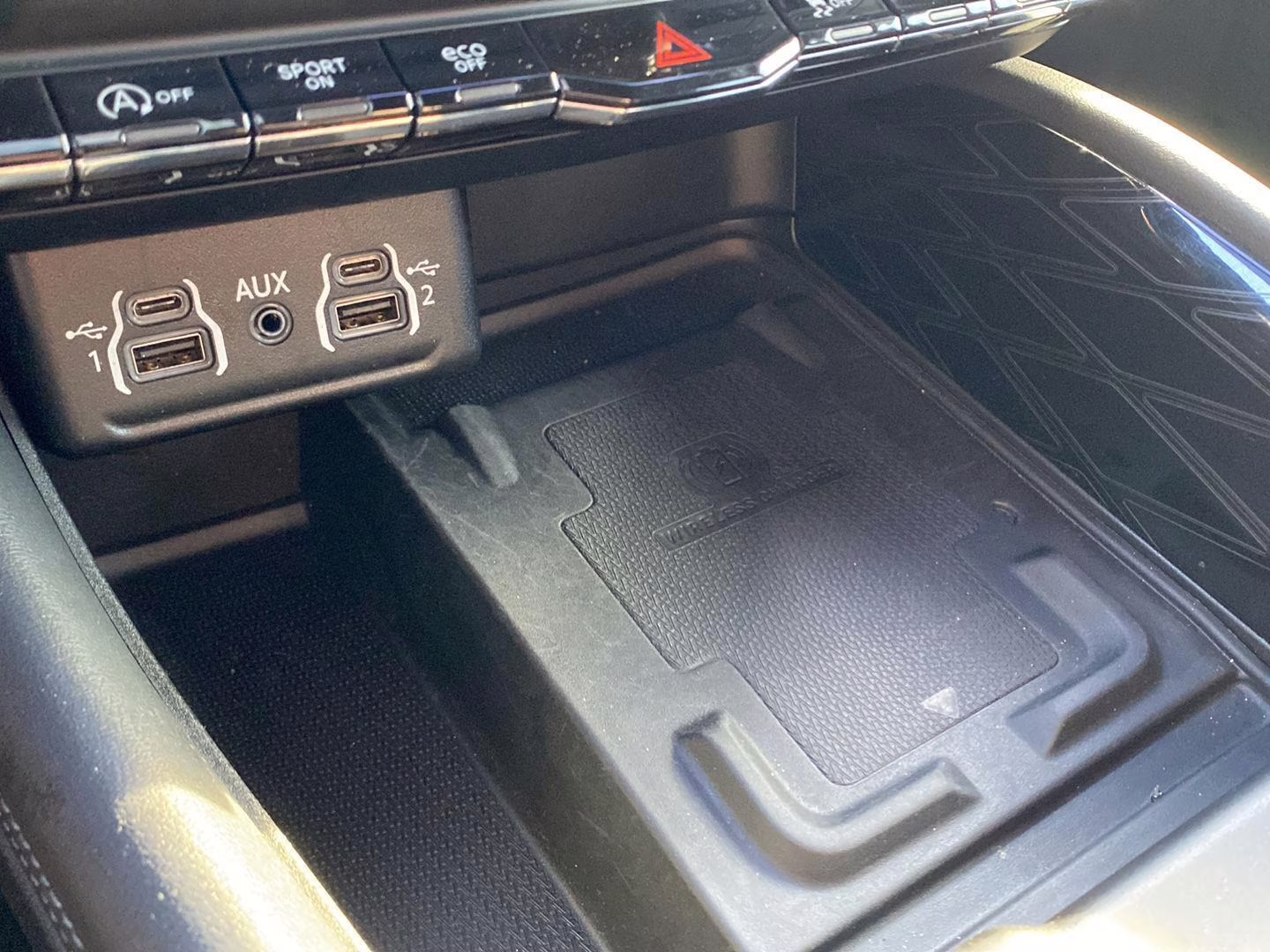 2022 White Knuckle Clearcoat Dodge Durango Citadel AWD SUV