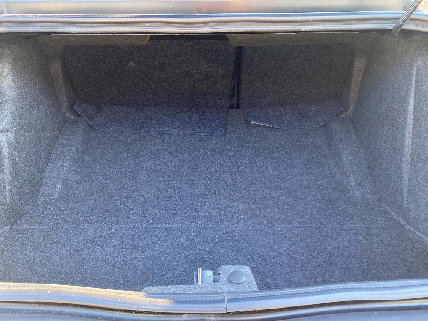 2023 Pitch Black Clearcoat Dodge Challenger R/T Scat Pack RWD Coupe