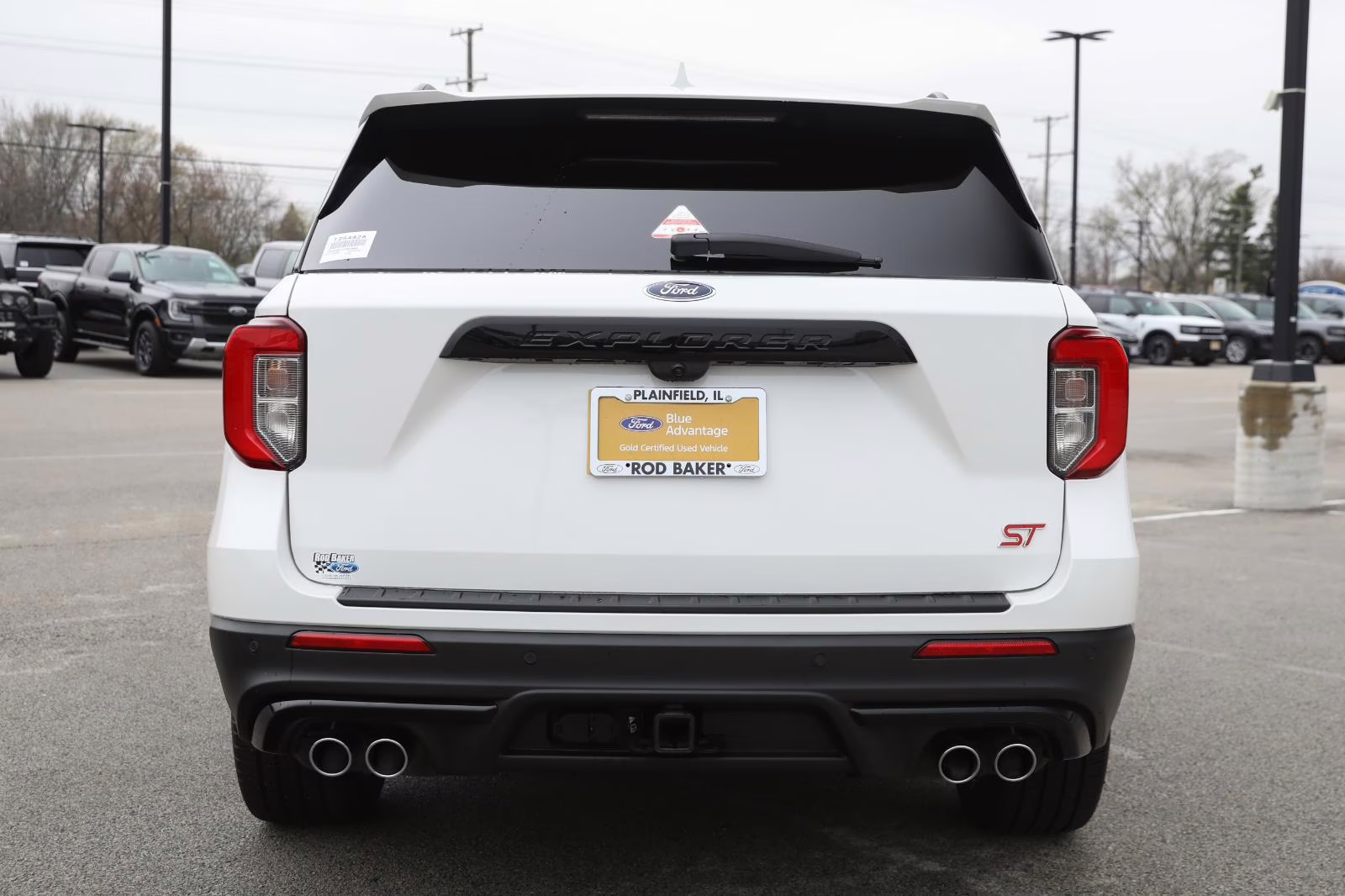 2023 Star White Metallic Tri-Coat Ford Explorer ST 4X4 SUV