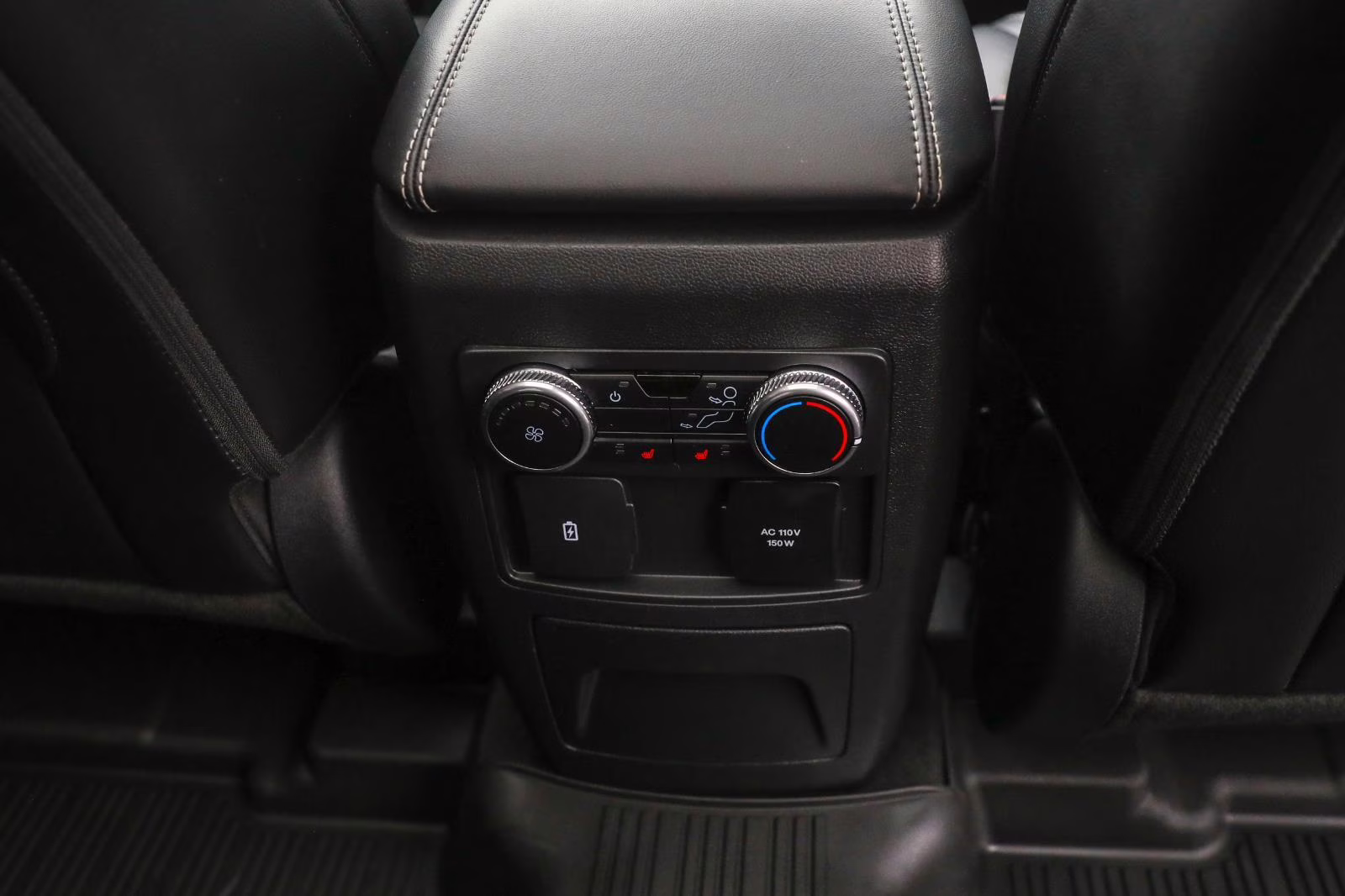 2023 Star White Metallic Tri-Coat Ford Explorer ST 4X4 SUV