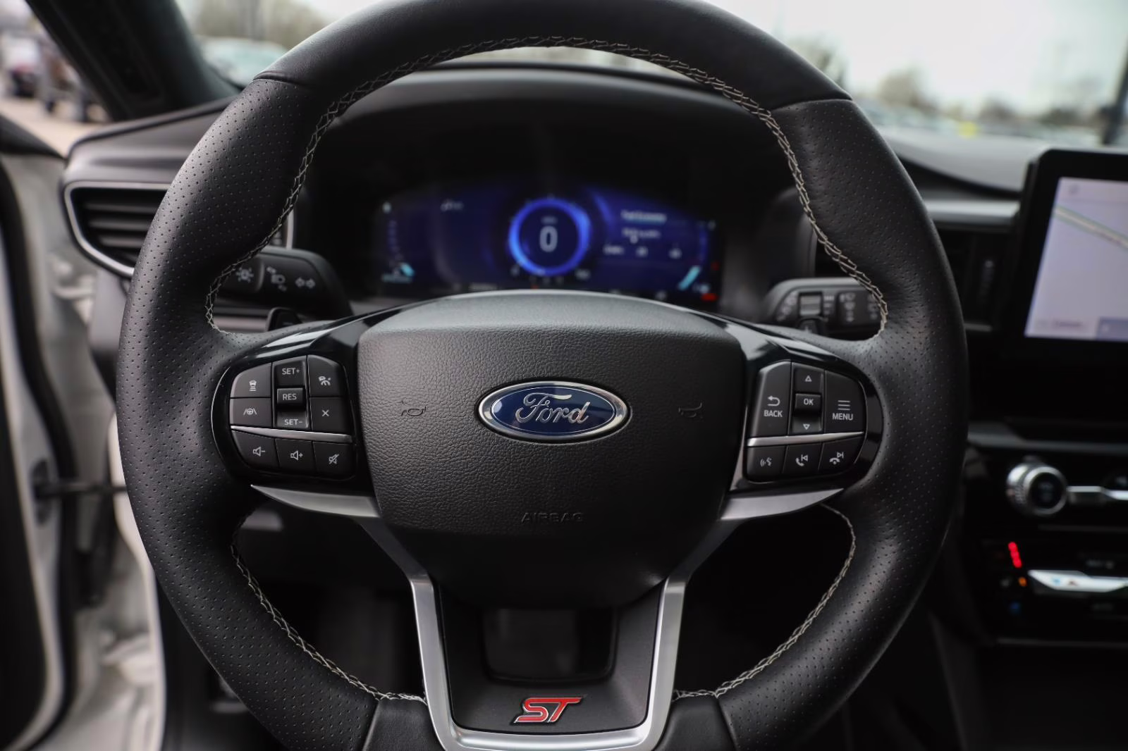 2023 Star White Metallic Tri-Coat Ford Explorer ST 4X4 SUV