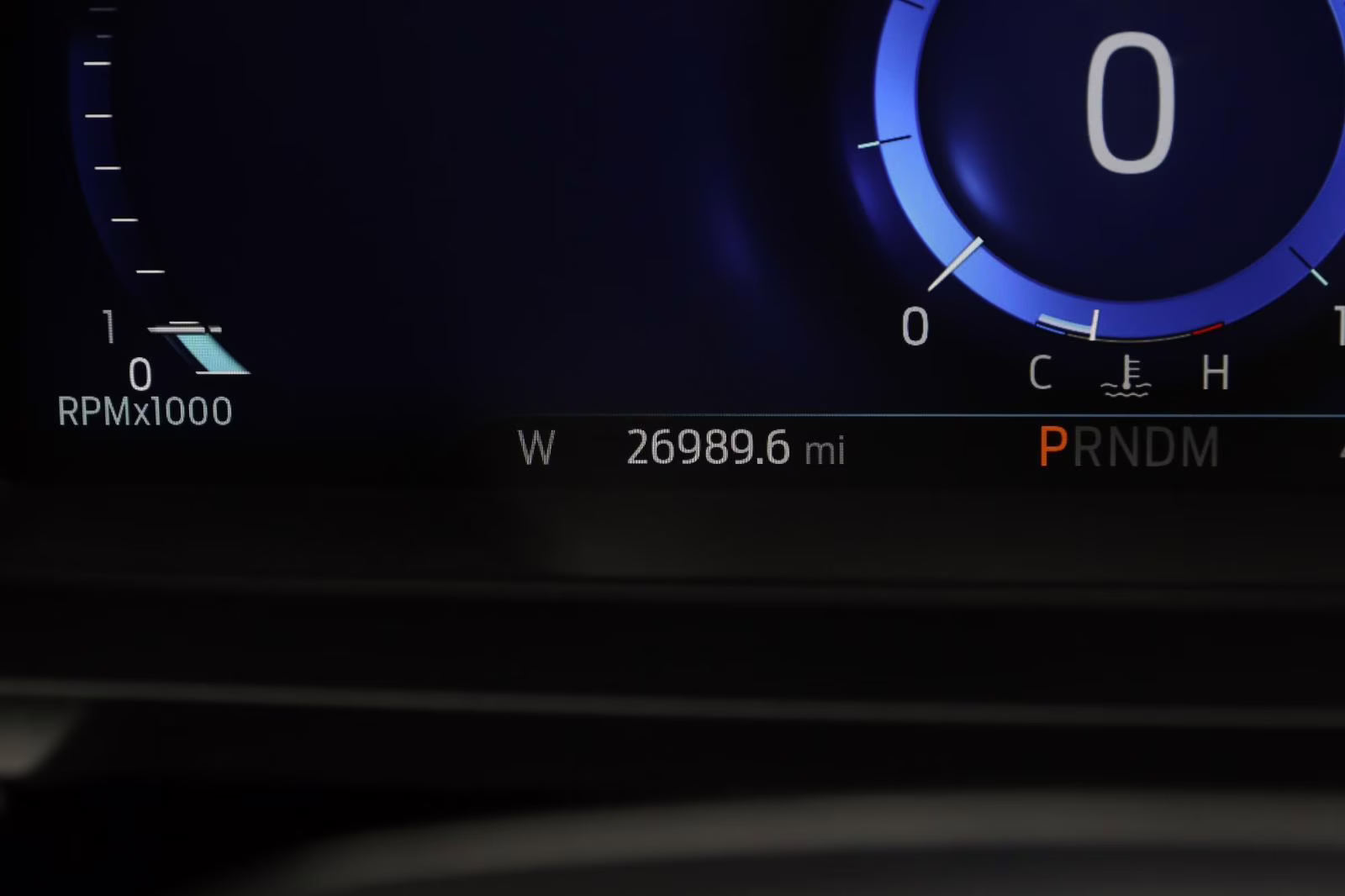 2023 Star White Metallic Tri-Coat Ford Explorer ST 4X4 SUV