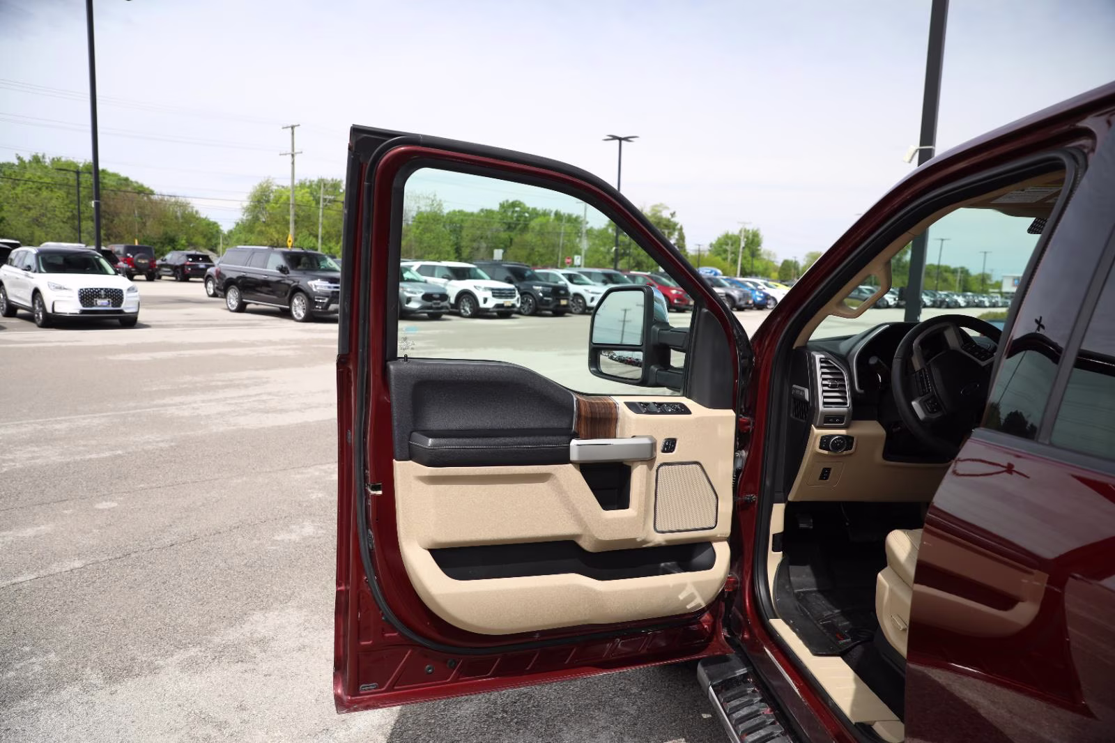 2016 Bronze Fire/Caribou Metallic Ford F-150 Lariat 4X4 Truck