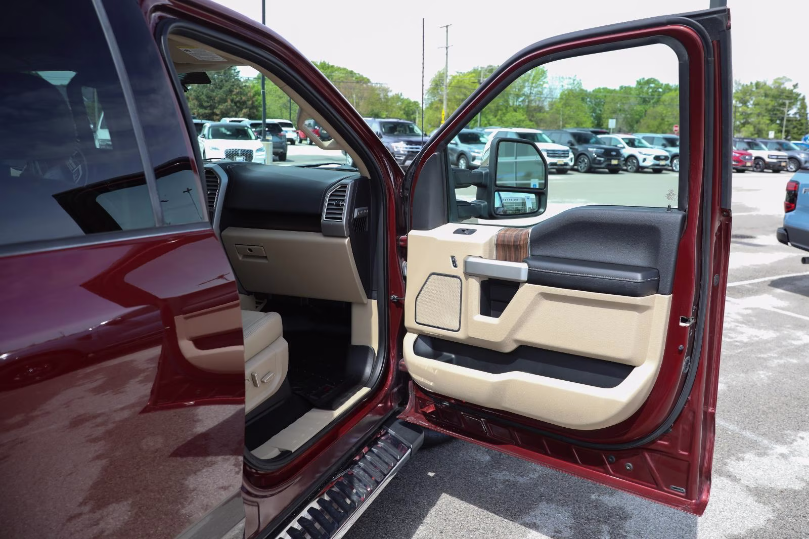 2016 Bronze Fire/Caribou Metallic Ford F-150 Lariat 4X4 Truck
