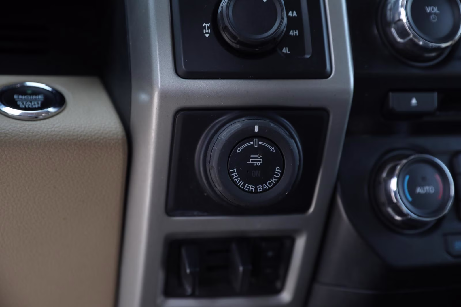 2016 Bronze Fire/Caribou Metallic Ford F-150 Lariat 4X4 Truck