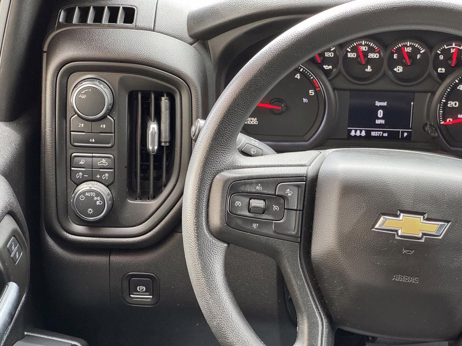 2024 Summit White Chevrolet Silverado 2500HD Custom 4X4 Truck