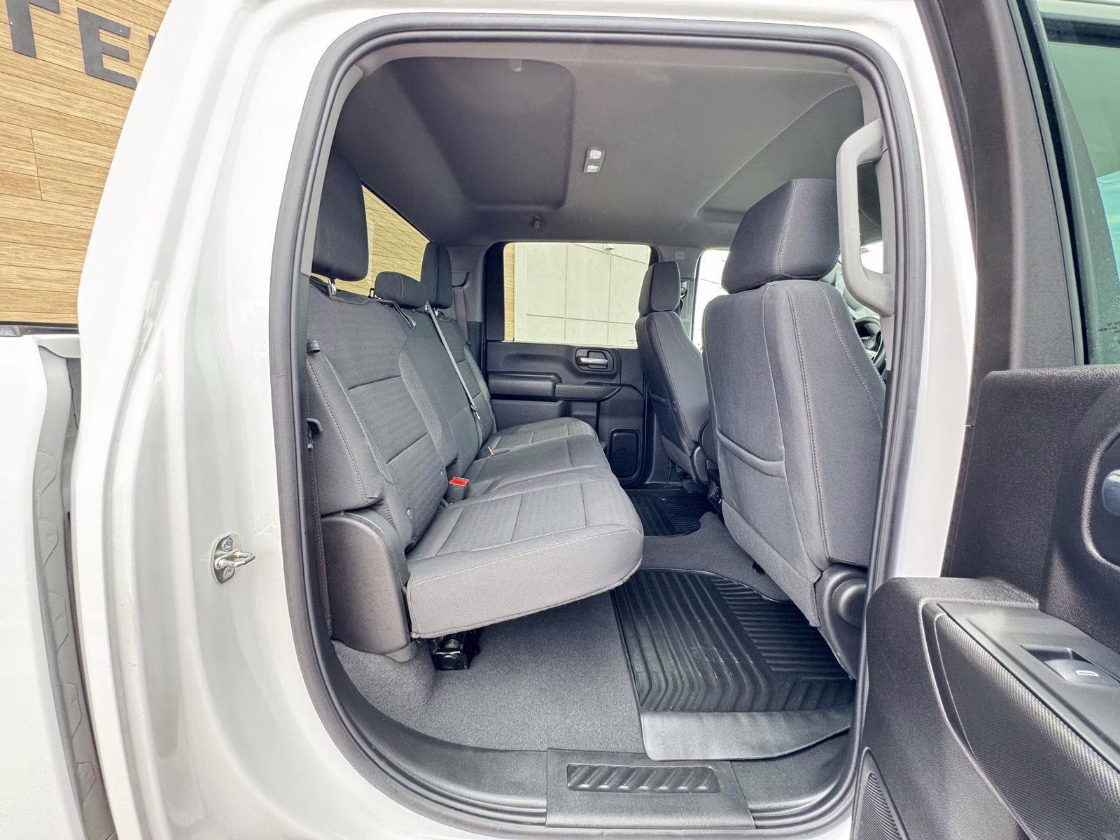 2024 Summit White Chevrolet Silverado 2500HD Custom 4X4 Truck