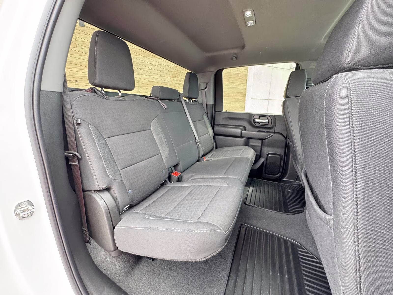 2024 Summit White Chevrolet Silverado 2500HD Custom 4X4 Truck