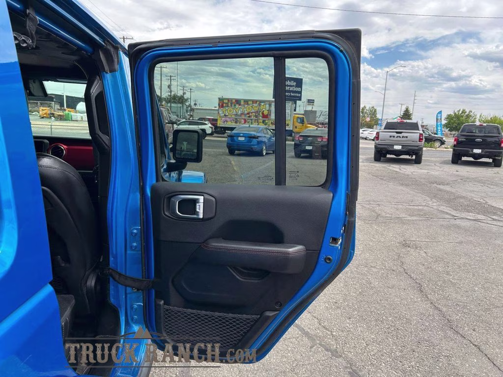 2021 Hydro Blue Pearl Coat Jeep Wrangler Unlimited Rubicon 4X4 SUV