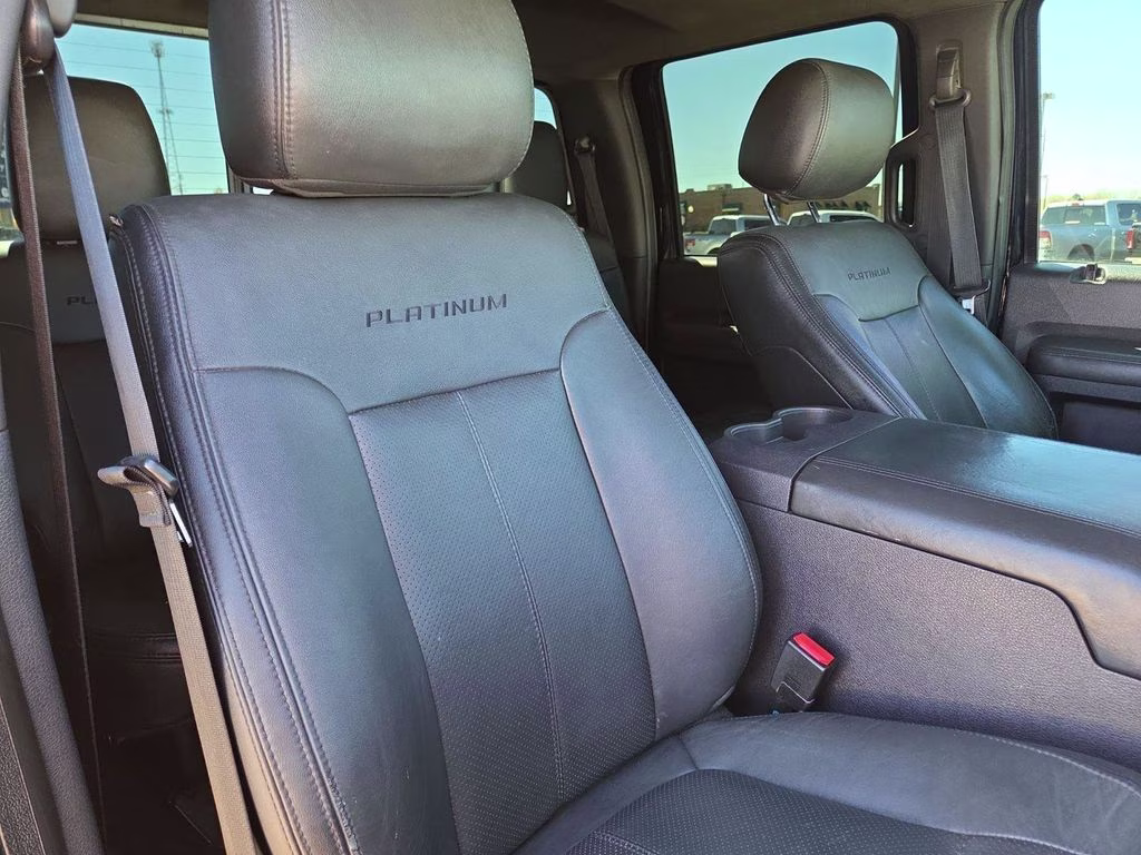 2016 Shadow Black Ford Super Duty F-350 DRW Platinum 4X4 Truck