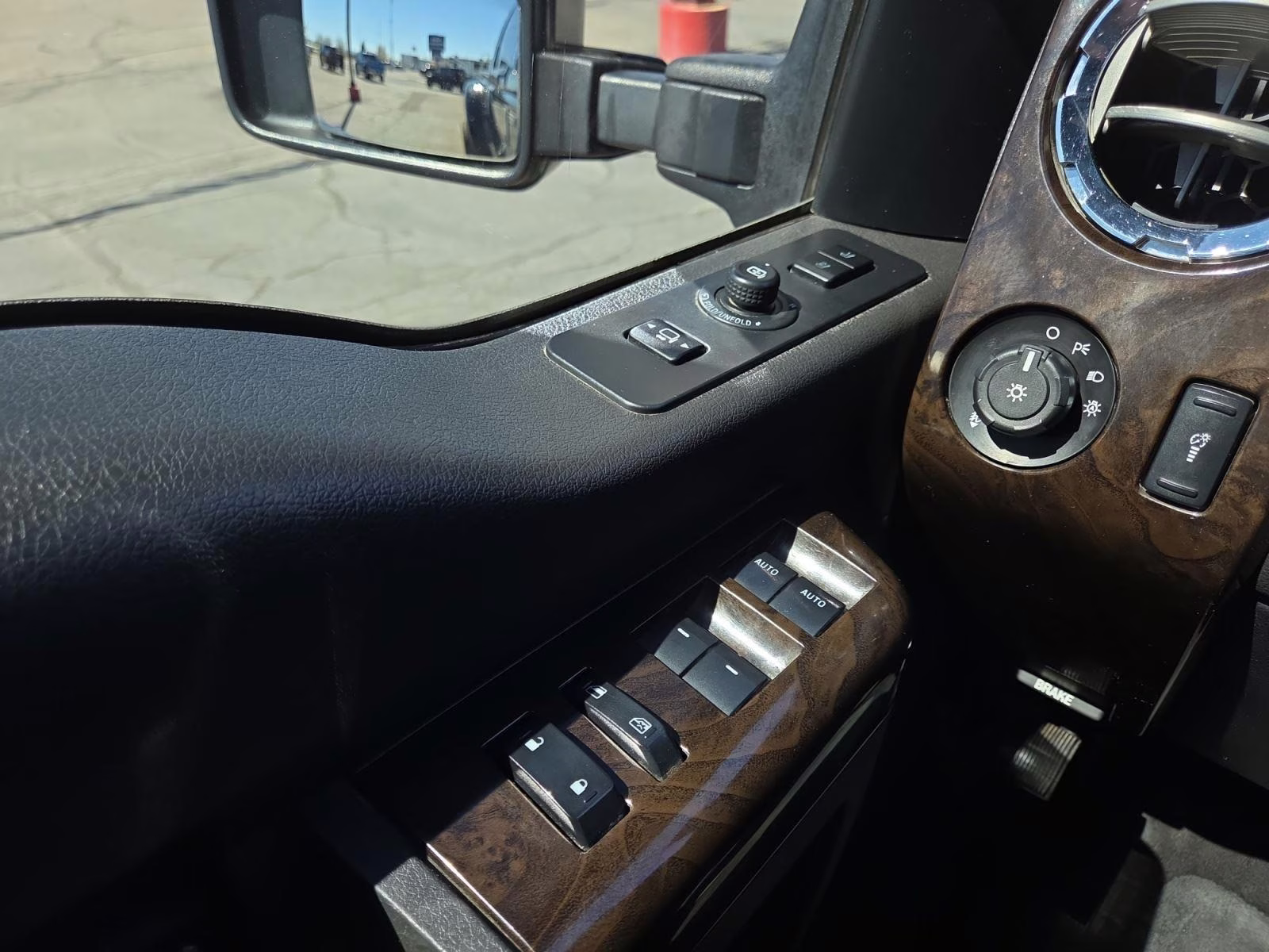 2016 Shadow Black Ford Super Duty F-350 DRW Platinum 4X4 Truck