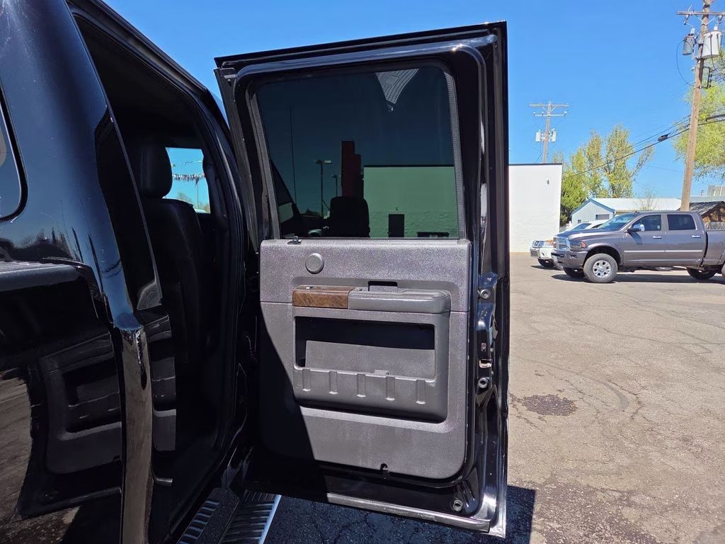 2016 Shadow Black Ford Super Duty F-350 DRW Platinum 4X4 Truck