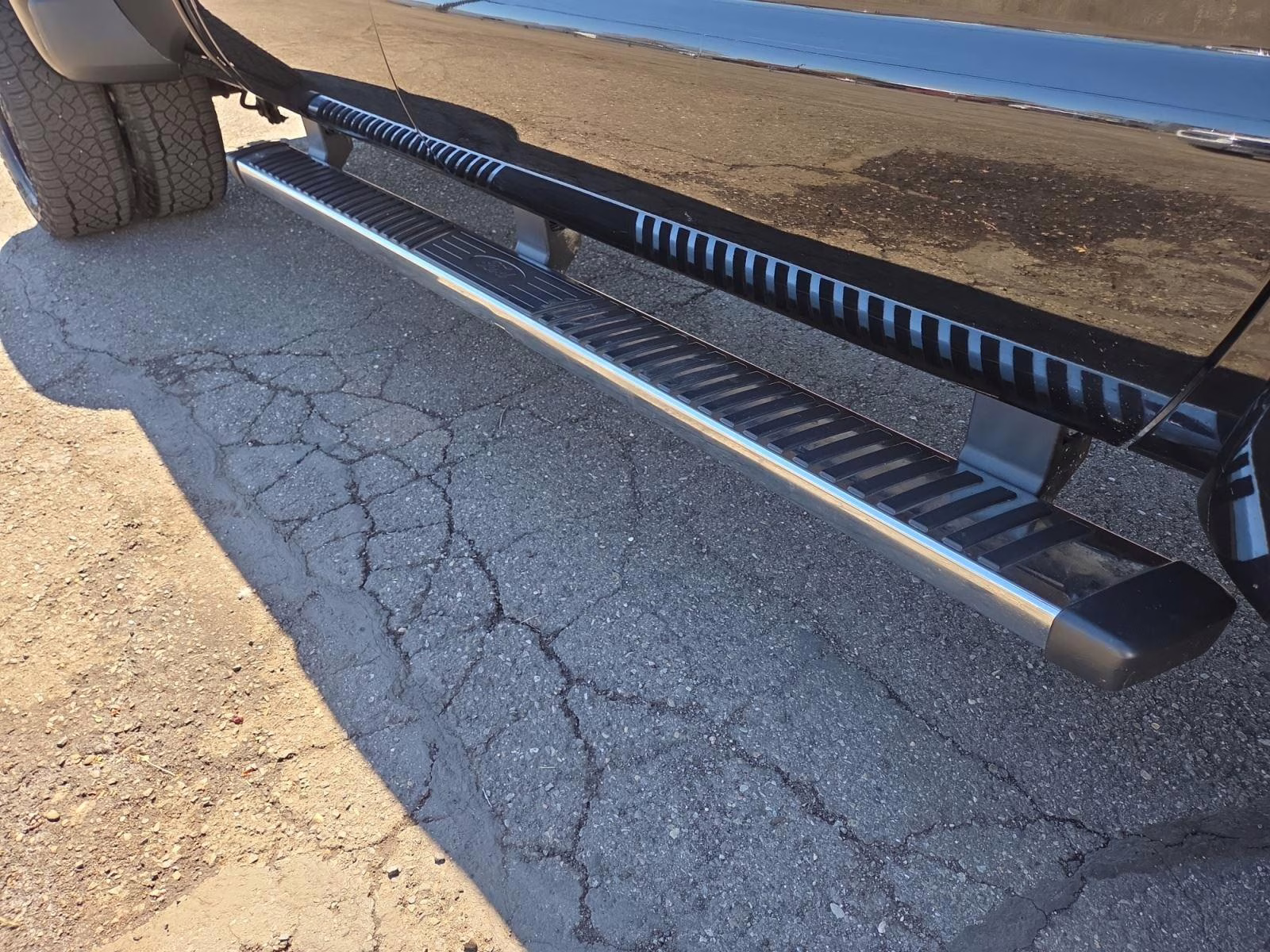 2016 Shadow Black Ford Super Duty F-350 DRW Platinum 4X4 Truck