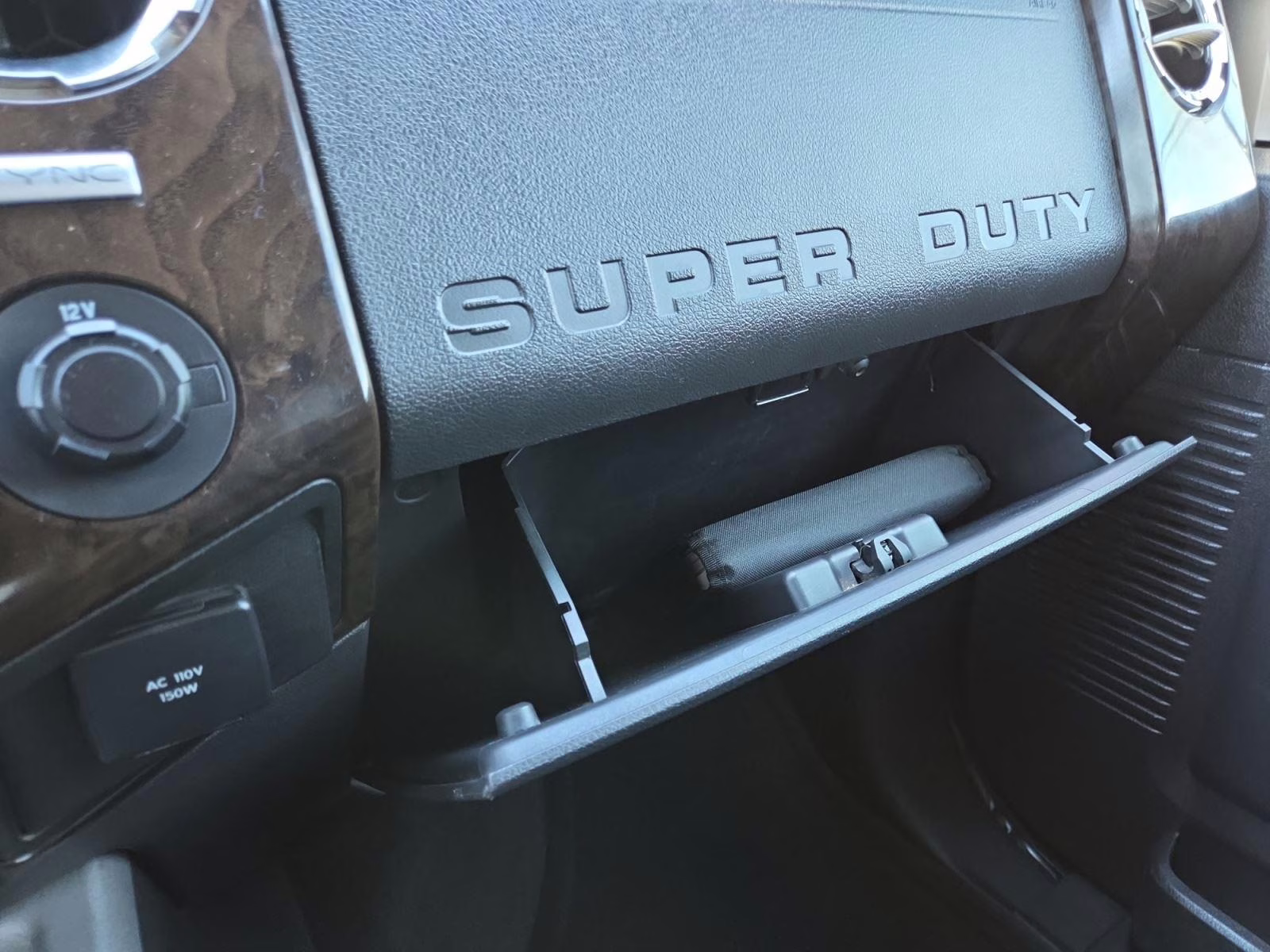 2016 Shadow Black Ford Super Duty F-350 DRW Platinum 4X4 Truck