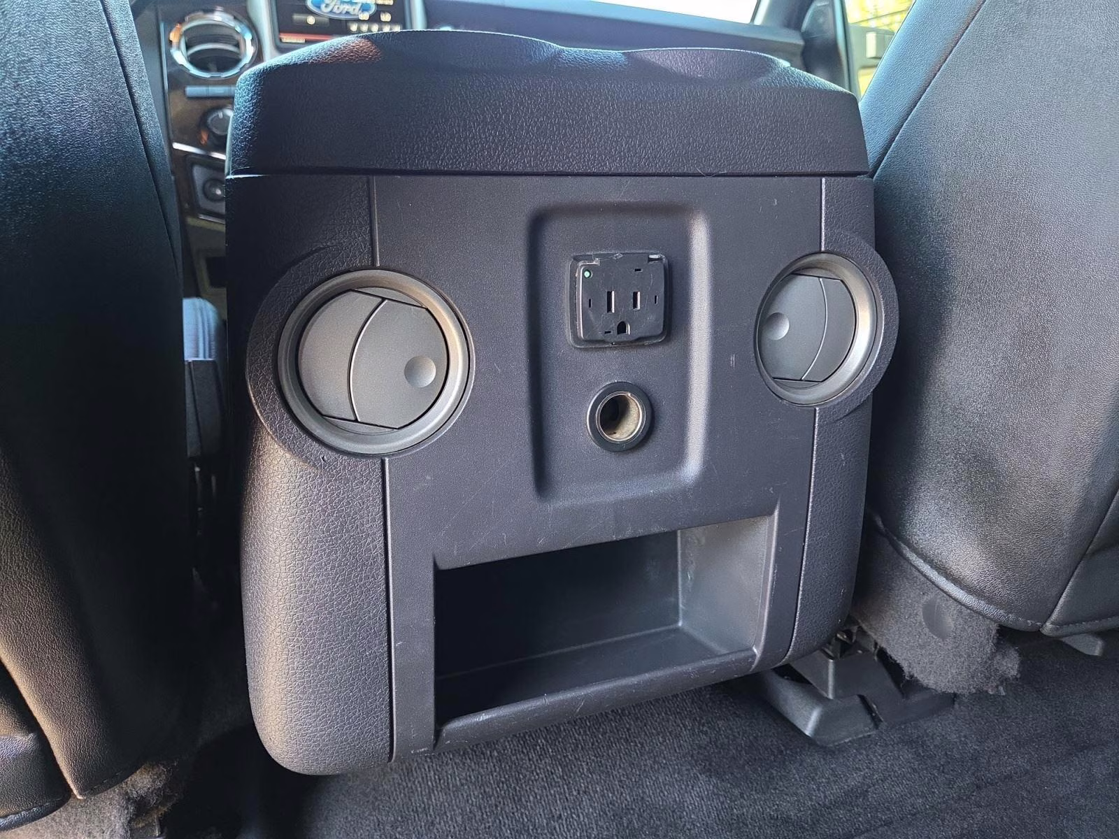 2016 Shadow Black Ford Super Duty F-350 DRW Platinum 4X4 Truck