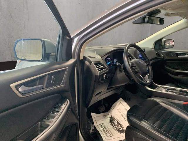2024 Iconic Silver Metallic Ford Edge SEL AWD SUV