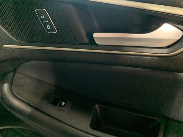 2024 Iconic Silver Metallic Ford Edge SEL AWD SUV