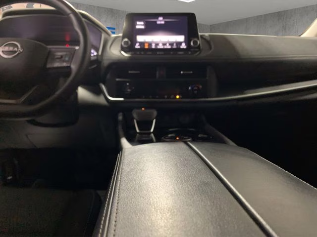 2025 Gun Metallic Nissan Rogue SV AWD SUV