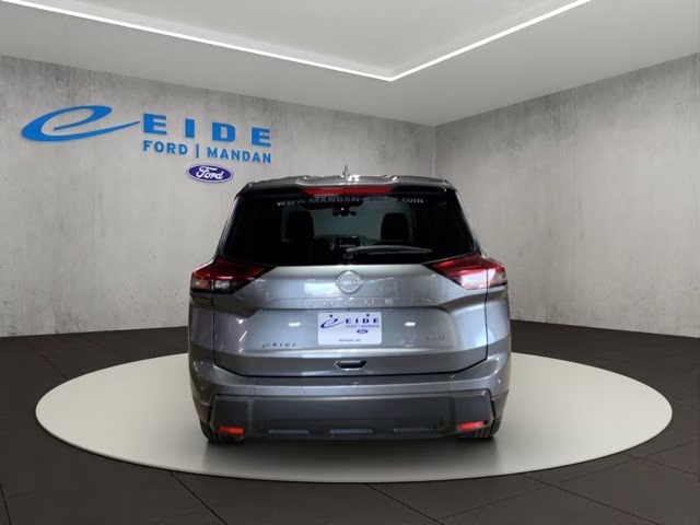 2025 Gun Metallic Nissan Rogue SV AWD SUV