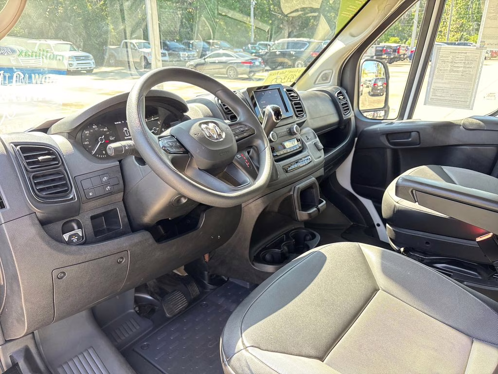 2025 Bright White Clearcoat Ram ProMaster 3500 High Roof FWD Van