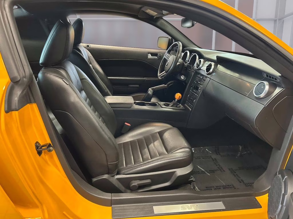 2007 Grabber Orange Clearcoat Metallic Ford Mustang Shelby GT500 RWD Coupe