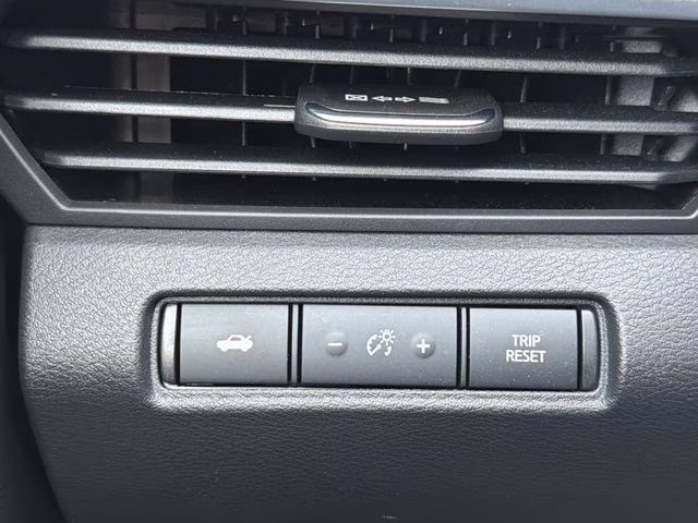 2025 Glacier White Nissan Altima 2.5 S FWD Sedan