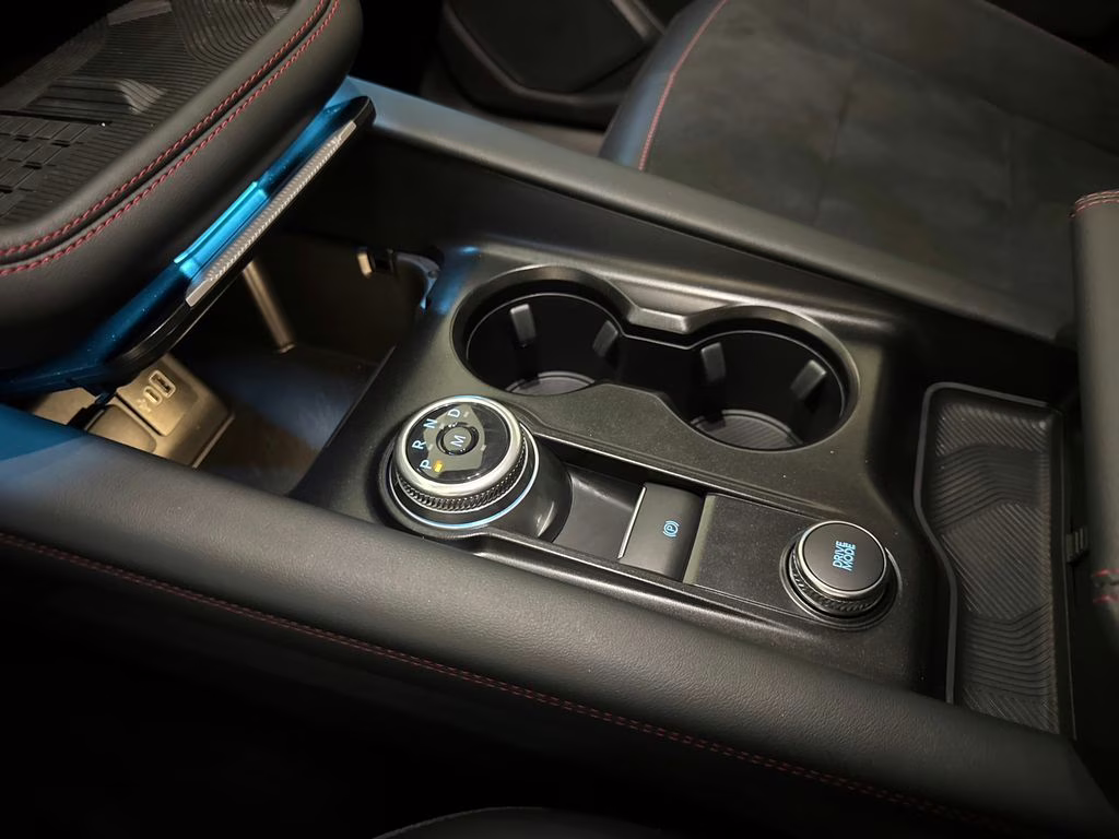 2025 Star White Metallic Tri-Coat Ford Explorer ST 4X4 SUV