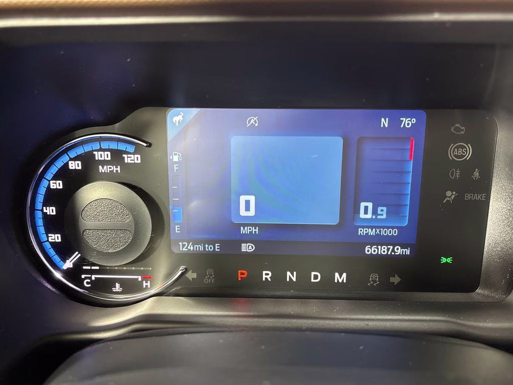 2023 Oxford White Ford Bronco Outer Banks 4X4 SUV