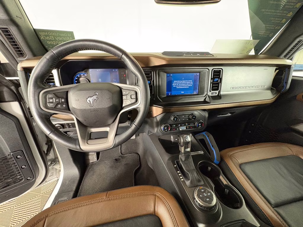 2023 Oxford White Ford Bronco Outer Banks 4X4 SUV
