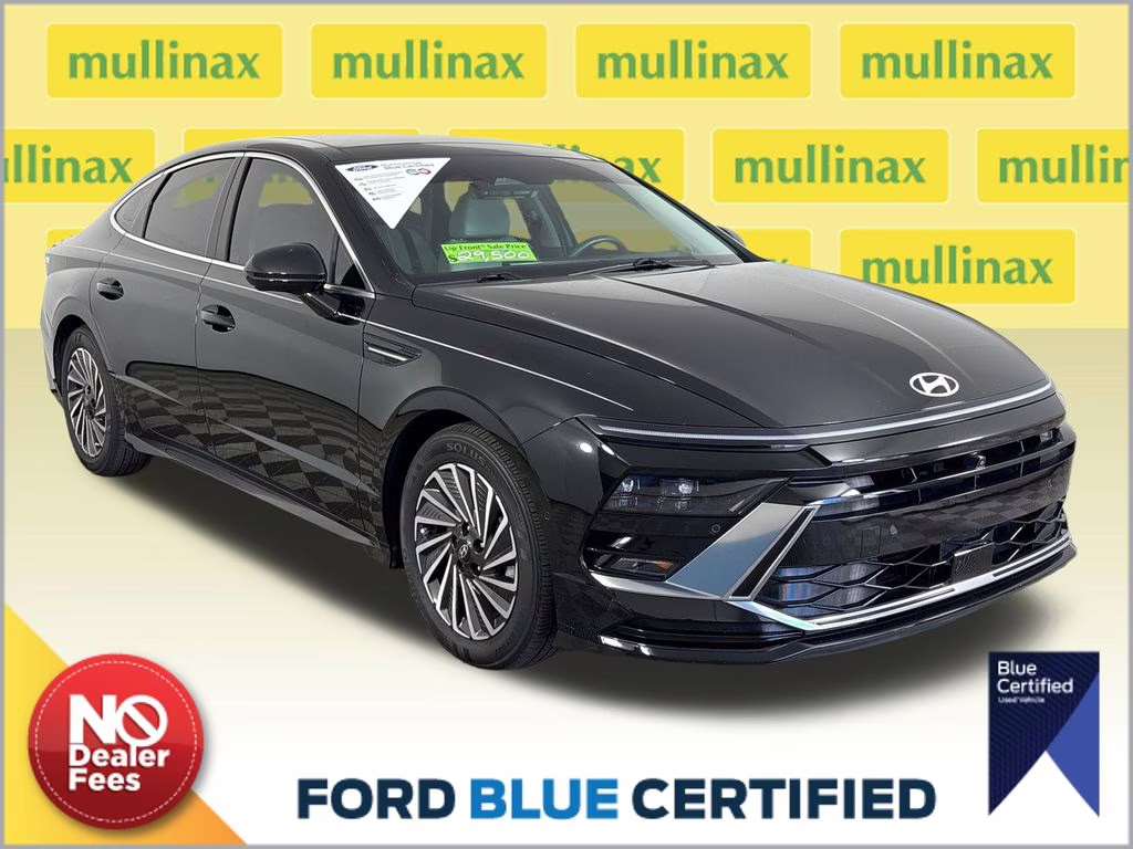 2024 Onyx Black Hyundai Sonata Hybrid Limited FWD Sedan
