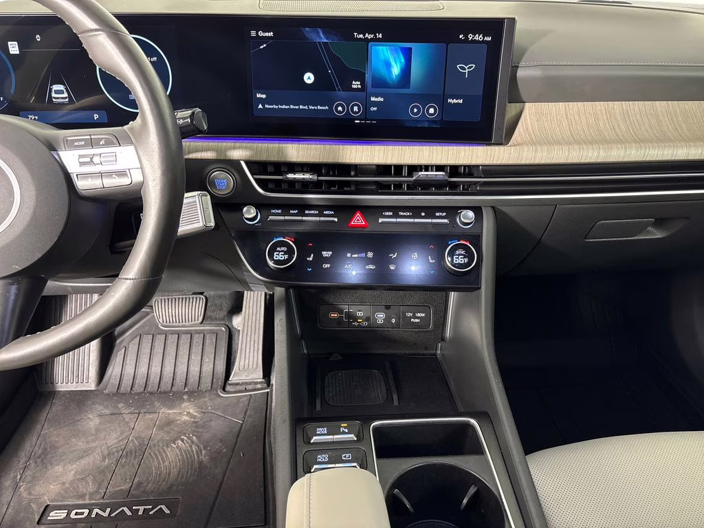 2024 Onyx Black Hyundai Sonata Hybrid Limited FWD Sedan