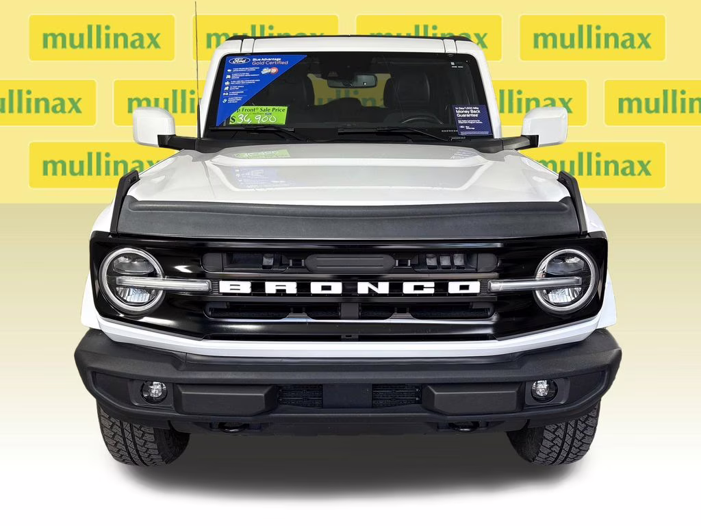2023 Oxford White Ford Bronco Outer Banks 4X4 SUV