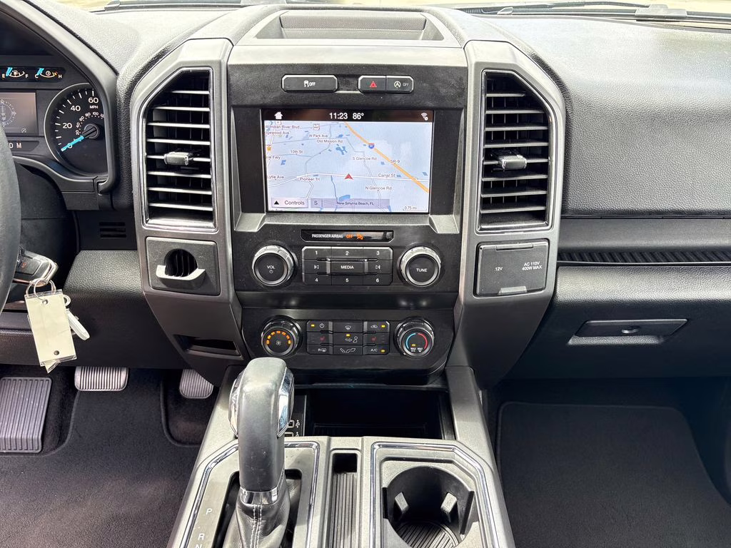 2019 Ruby Red Metallic Tinted Clearcoat Ford F-150 XLT RWD Truck