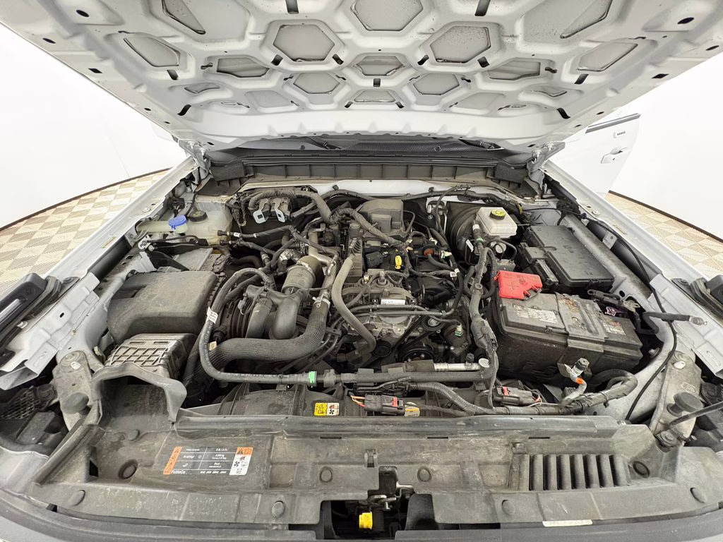 2023 Oxford White Ford Bronco Outer Banks 4X4 SUV