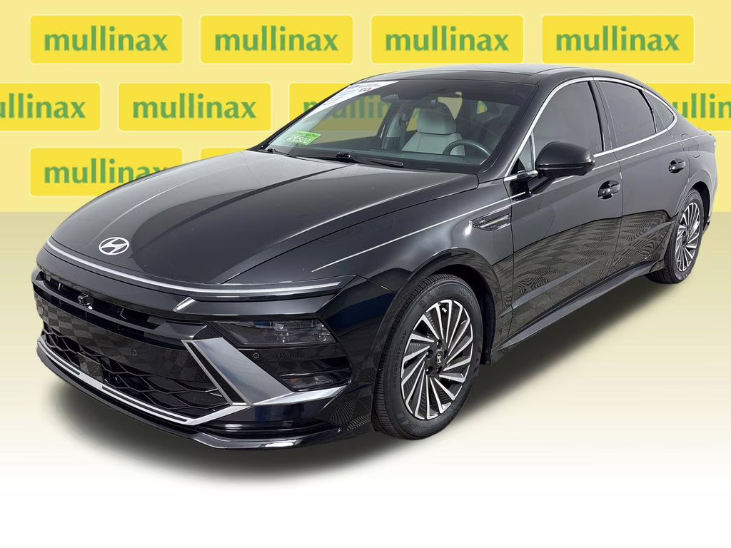 2024 Onyx Black Hyundai Sonata Hybrid Limited FWD Sedan