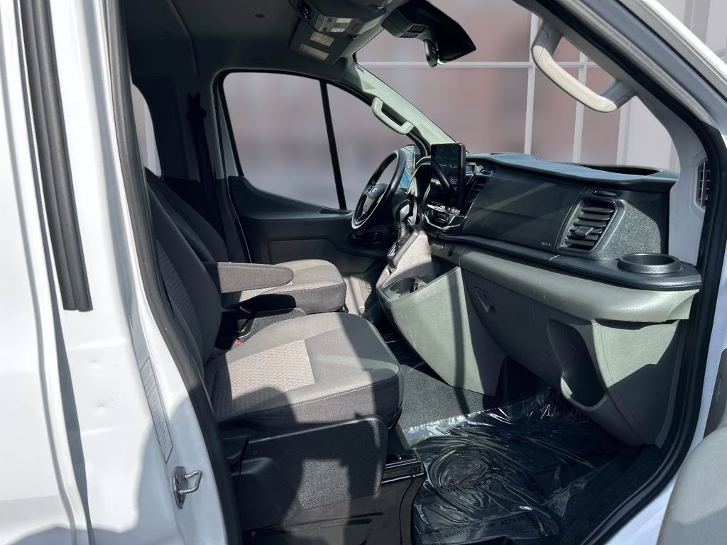 2024 Oxford White Ford Transit-350 XLT RWD Crossover