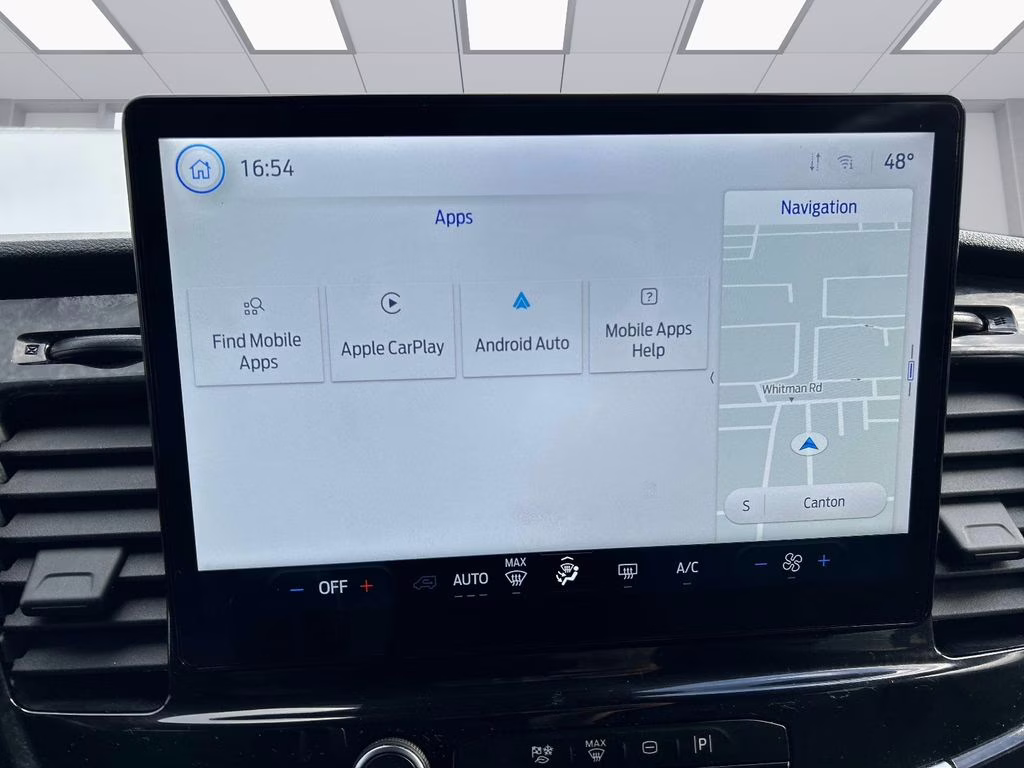 2024 Oxford White Ford Transit-350 XLT RWD Crossover