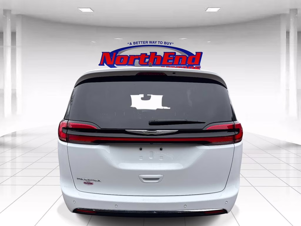2025 Bright White Clearcoat Chrysler Pacifica Select FWD Van