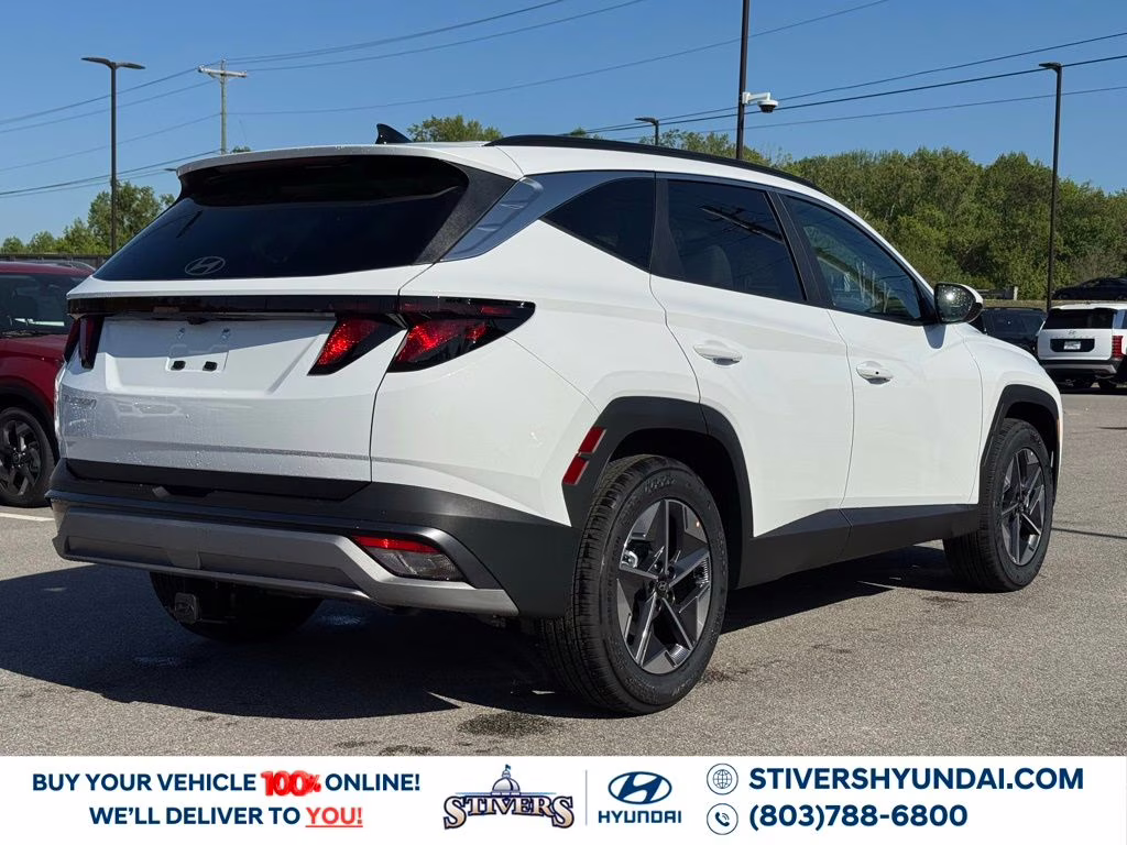 2026 White Pearl Hyundai Tucson SEL FWD SUV